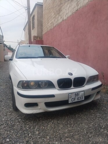 BMW 528-1