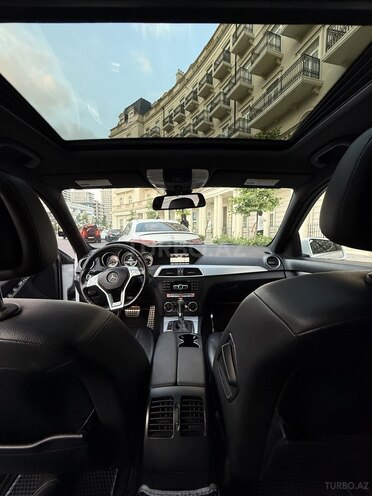 Mercedes C 250-9