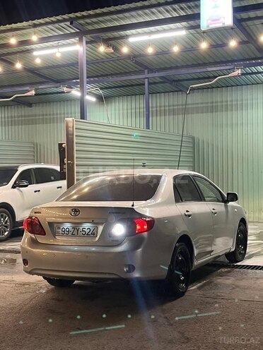 Toyota Corolla-8