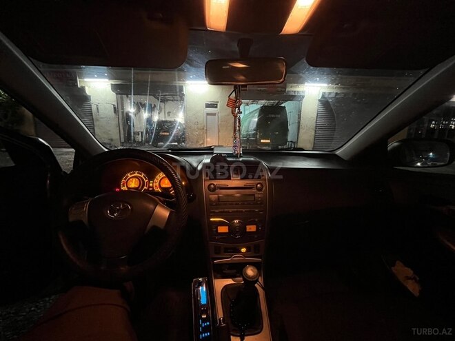 Toyota Corolla-19