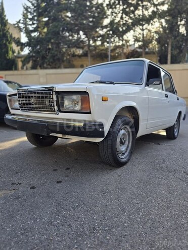 LADA (VAZ) 2107-5