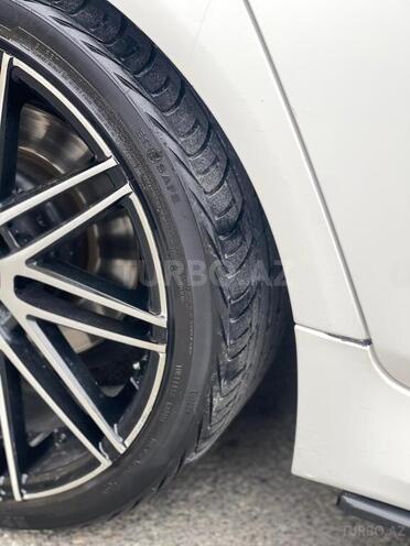 BMW 528-13