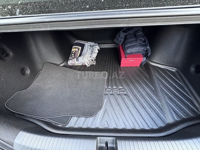 Honda Accord-13