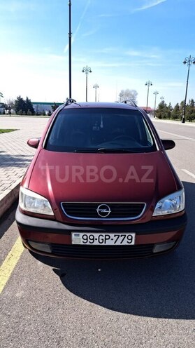 Opel Zafira-1