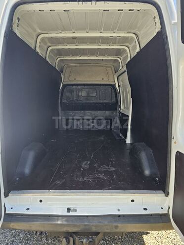 Ford Transit-6