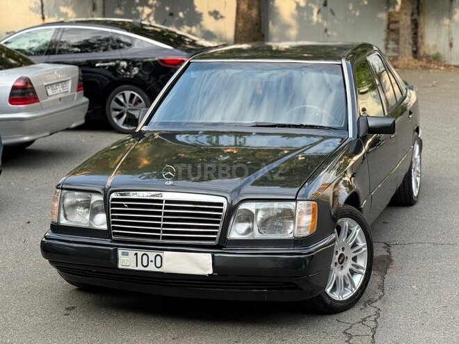 Mercedes E 220-2