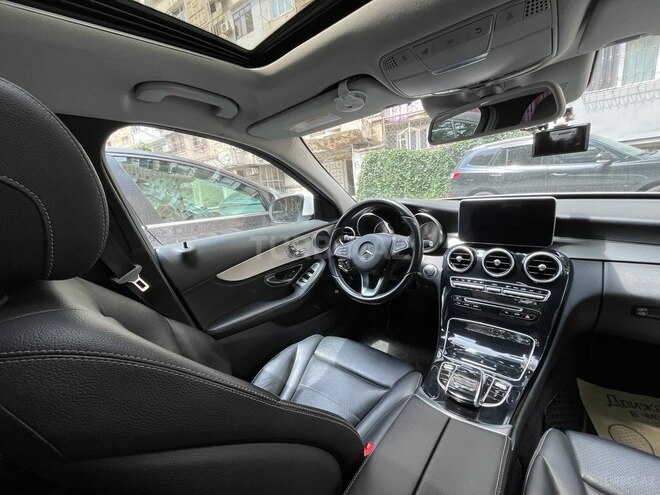 Mercedes C 220 d-5