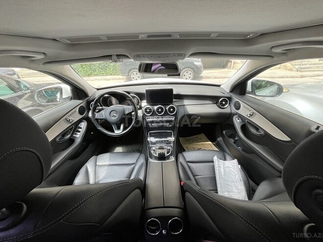 Mercedes C 220 d-7
