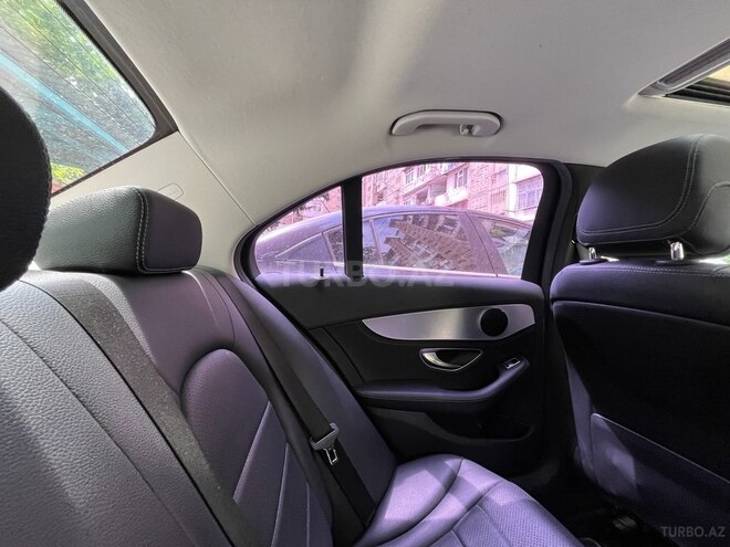 Mercedes C 220 d-9