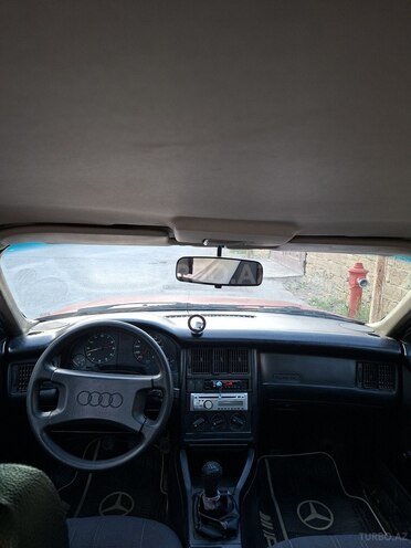 Audi 80-15