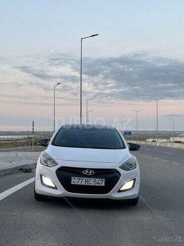 Hyundai i30-4