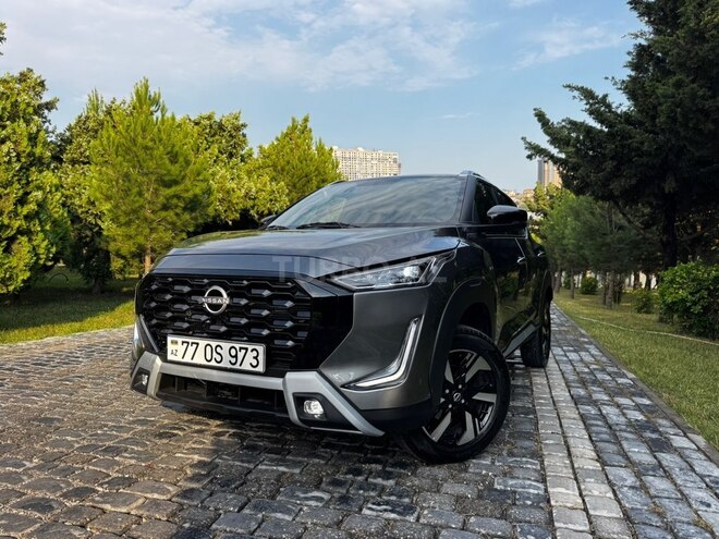Nissan Magnite-11