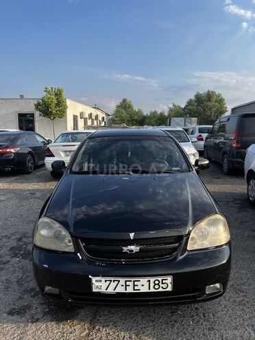 Chevrolet Lacetti-1