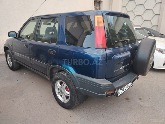 Honda CR-V-6