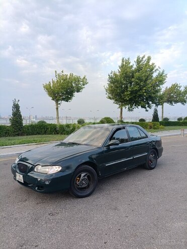 Hyundai Sonata-4