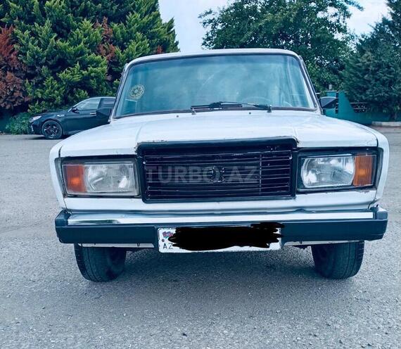 LADA (VAZ) 2107-1