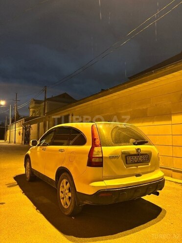 Honda CR-V-8