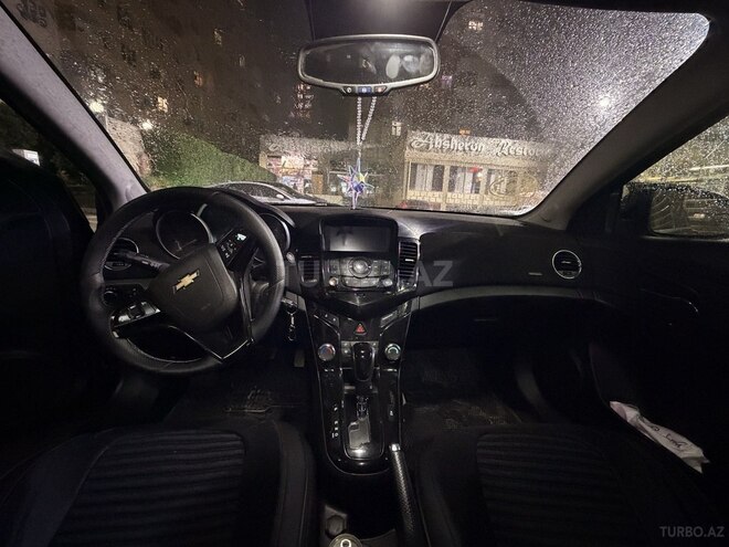 Chevrolet Cruze-8