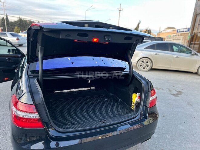 Mercedes E 250-6