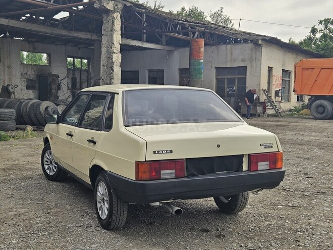 LADA (VAZ) 21099-5
