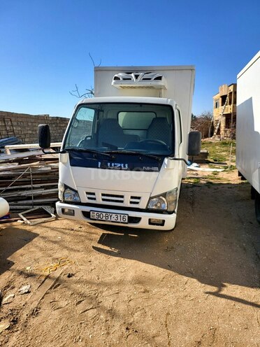 Isuzu NHR 55 E-4
