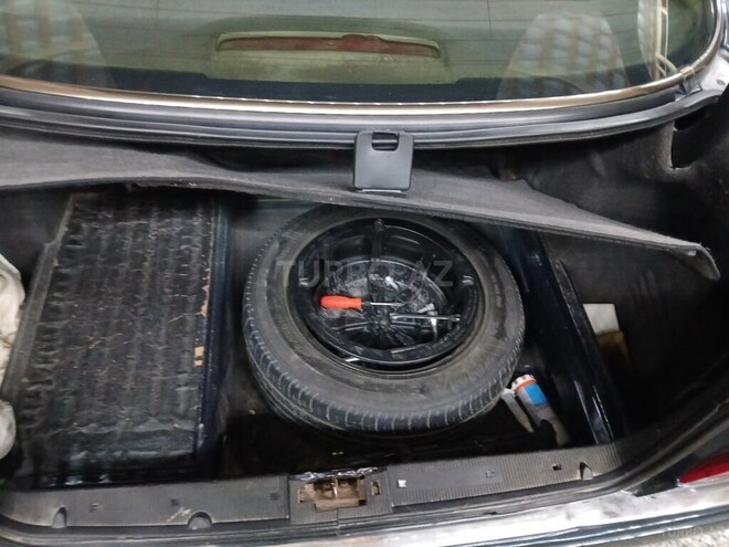 Mercedes E 240-9