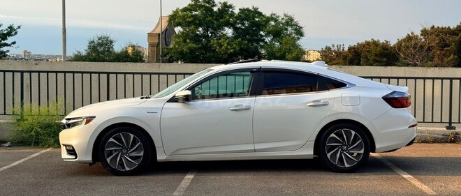 Honda Insight-6