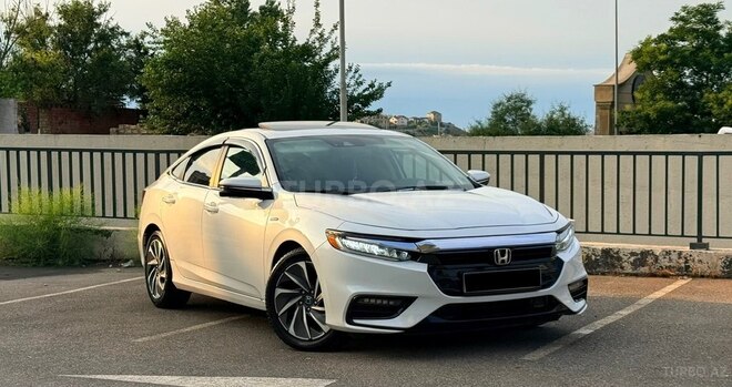 Honda Insight-1