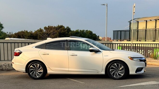 Honda Insight-9