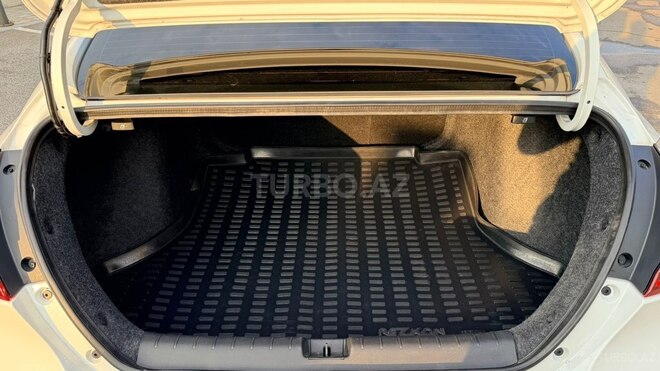Honda Insight-16
