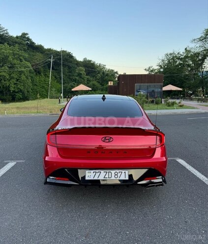 Hyundai Sonata-4