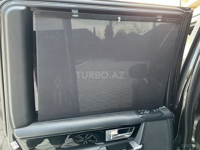 Land Rover Discovery-19