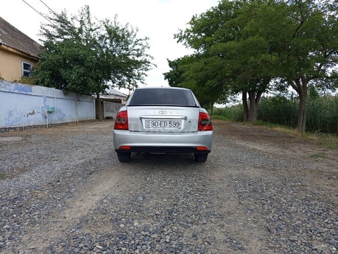 LADA (VAZ) Priora-9