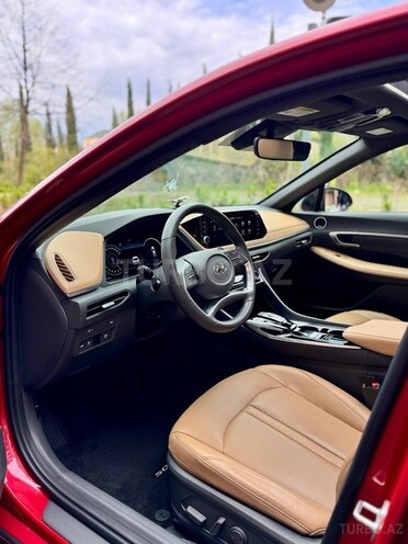 Hyundai Sonata-11
