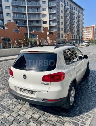 Volkswagen Tiguan-4