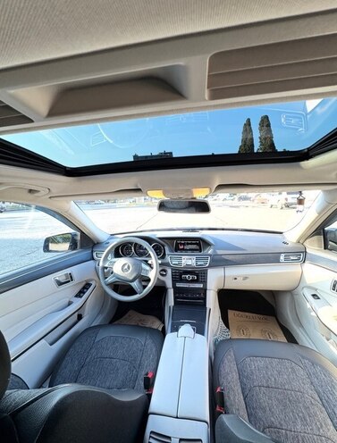 Mercedes E 250-3