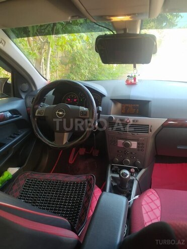 Opel Astra-2