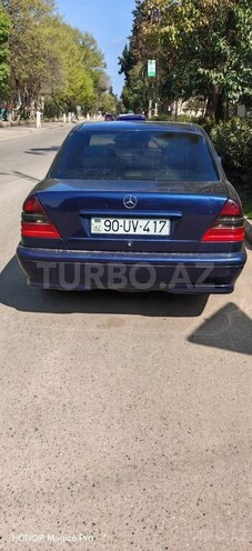 Mercedes C 220-2