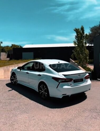 Toyota Camry-2