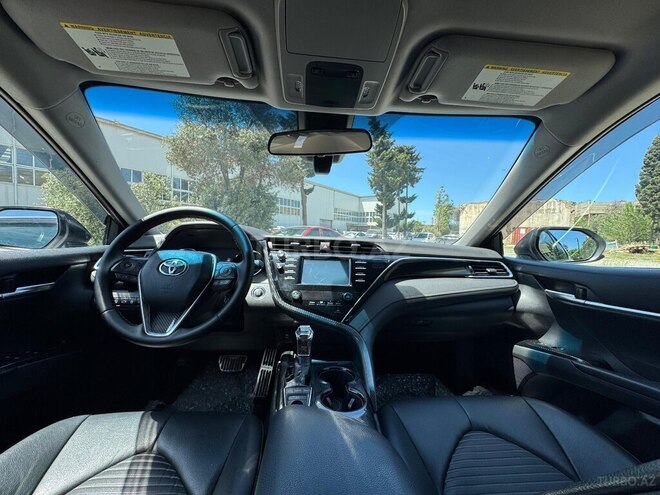 Toyota Camry-3