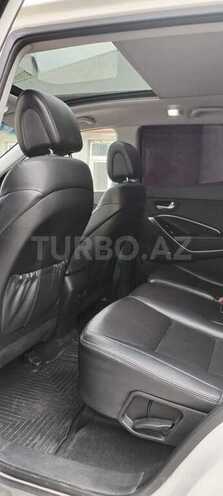 Hyundai Santa Fe-3