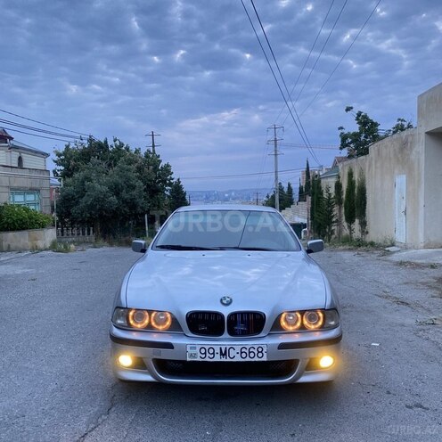 BMW 523-1