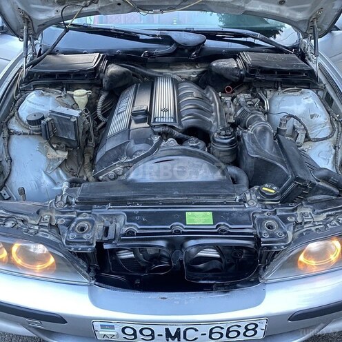 BMW 523-16