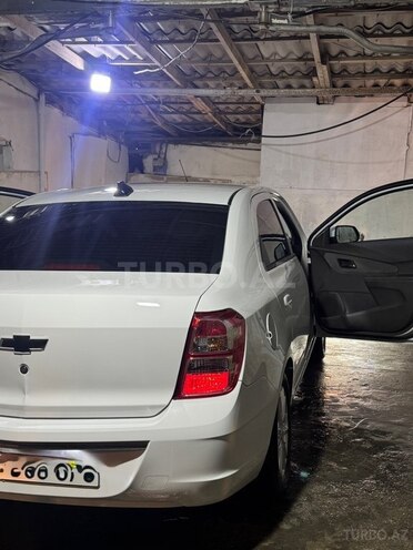 Chevrolet Cobalt-13