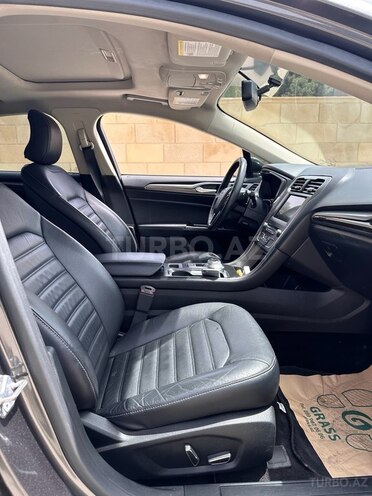 Ford Fusion (North America)-9