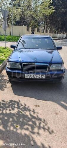 Mercedes C 220-1
