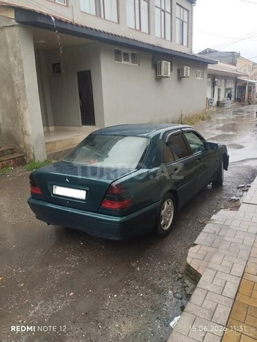 Mercedes C 180-6
