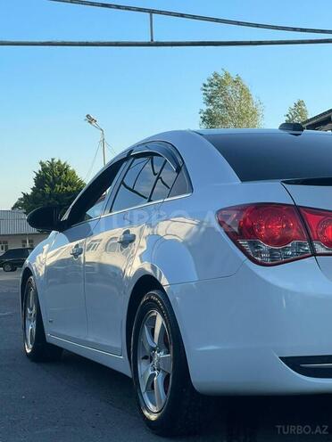 Chevrolet Cruze-4