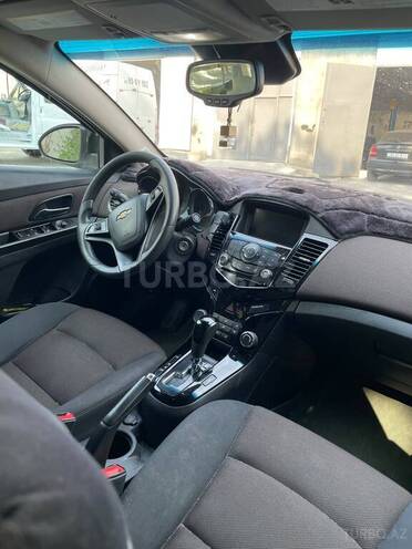 Chevrolet Cruze-6
