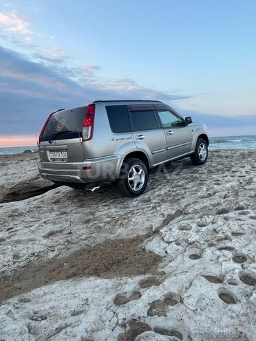 Nissan X-Trail-13